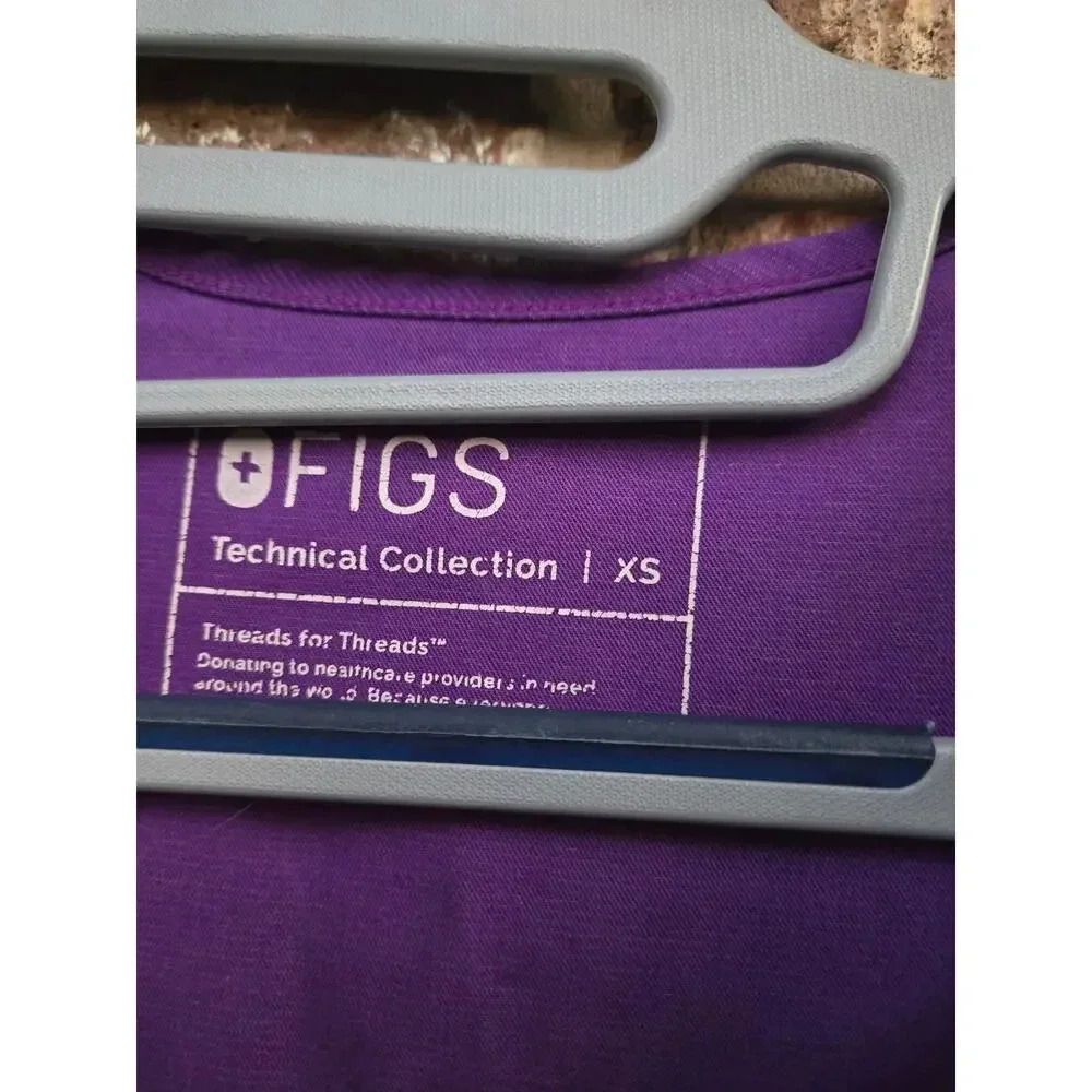 Figs Grape Scrub and Pants Set Size XS - Picture 8 of 10